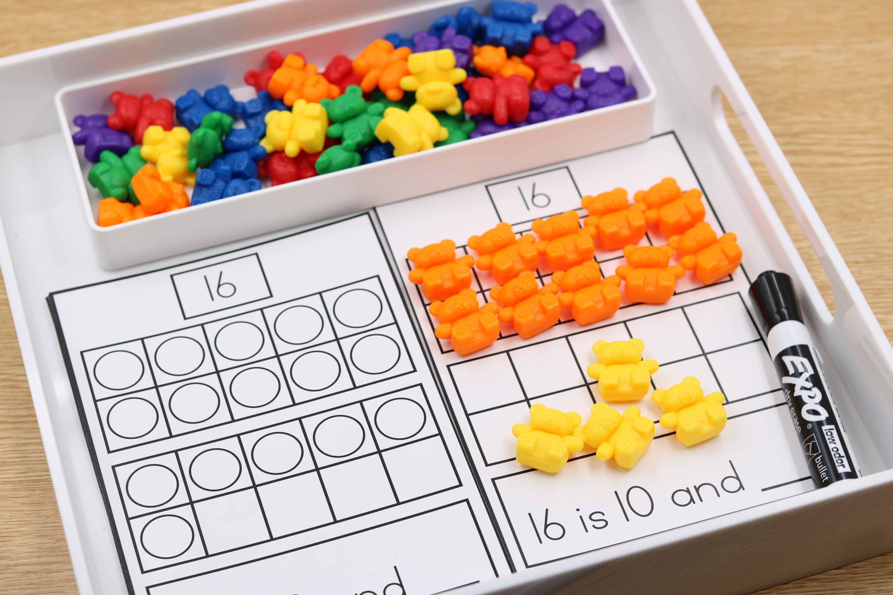 Free math ten frame mats for building teen numbers