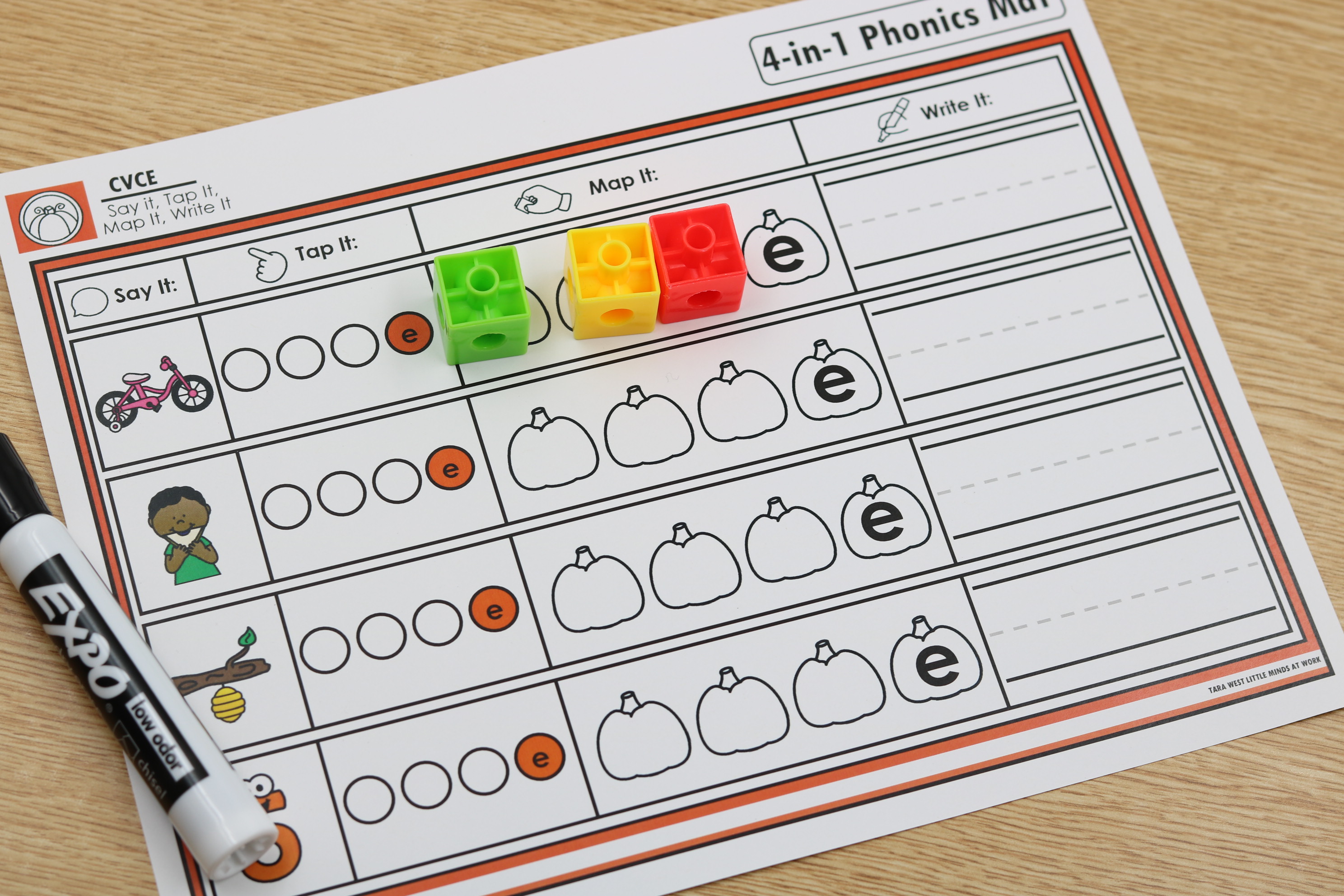 Free October CVCe phonics mat for say it, tap it, map it practice