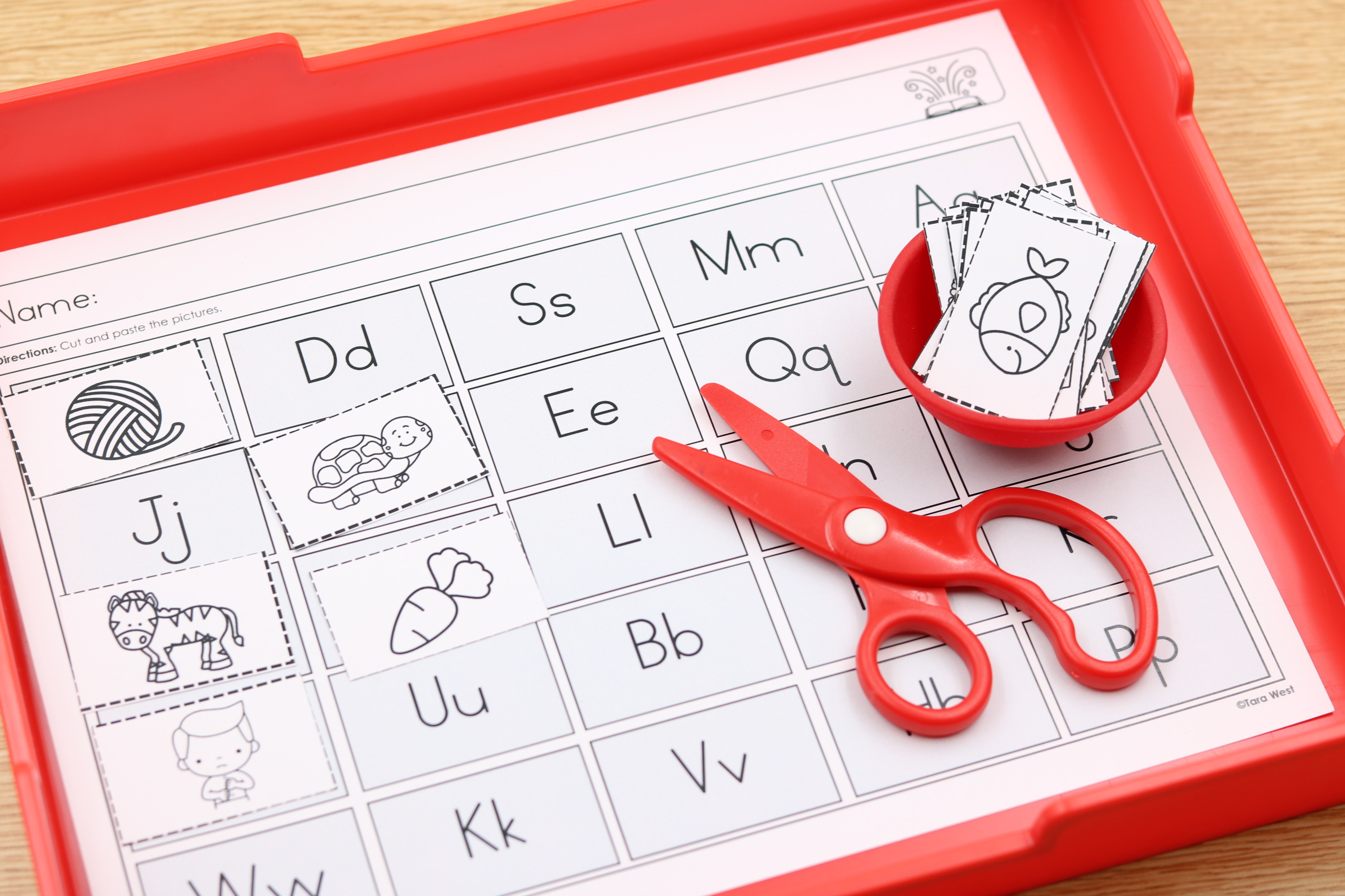 Free phonics beginning sounds assessment with Science of Reading icons