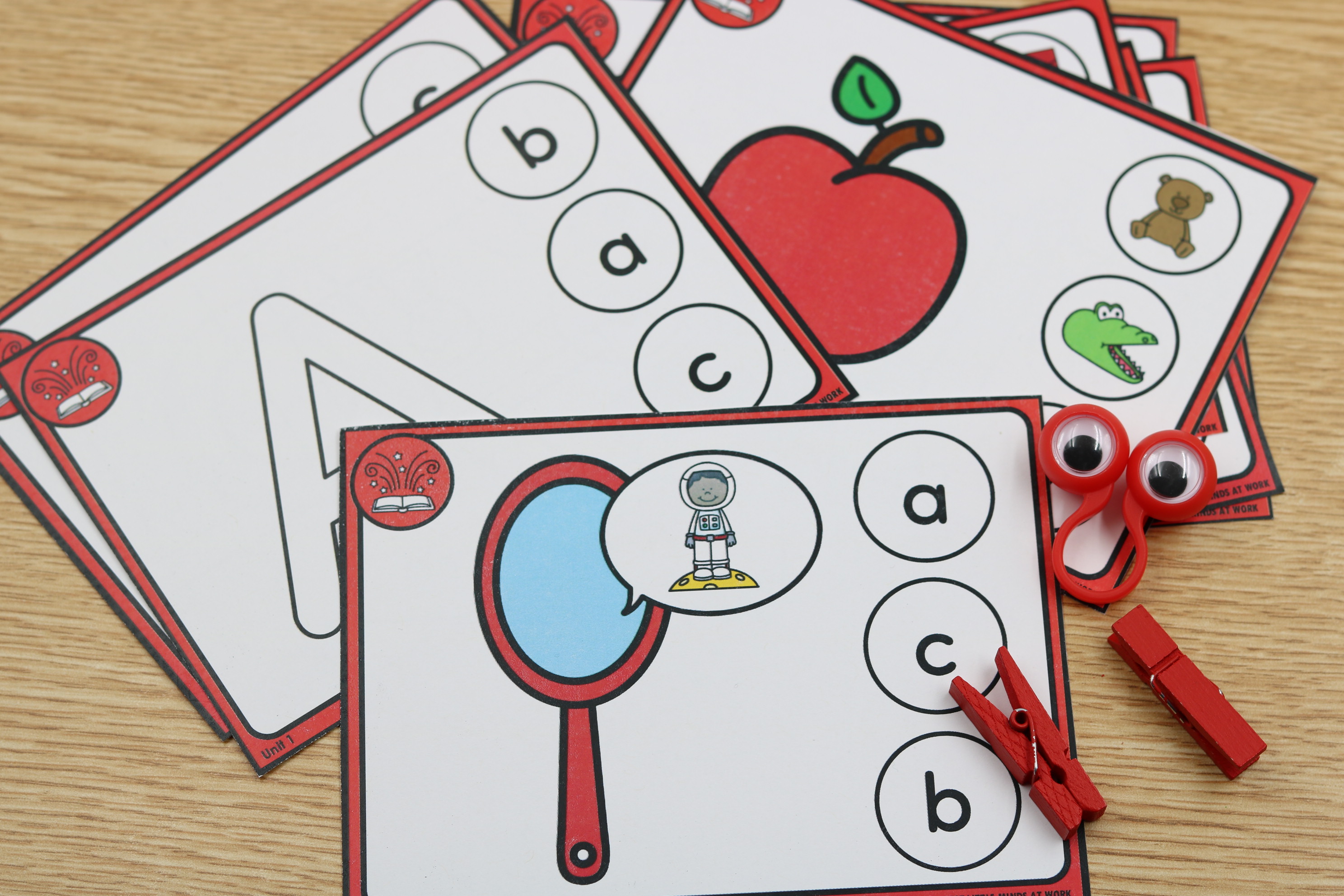 Free phonics alphabet task cards for small-group work