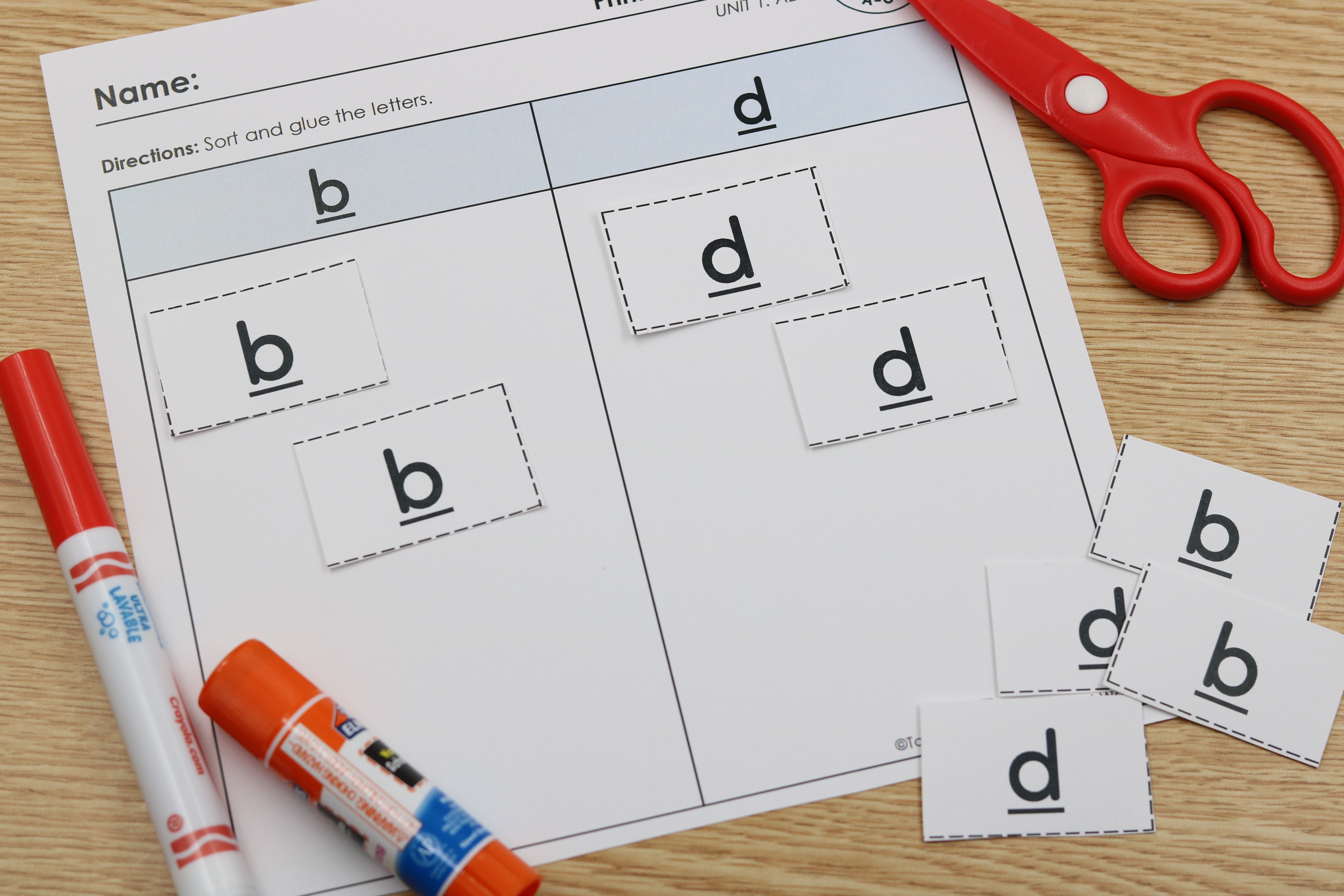 Free letter reversal practice worksheets for b/d