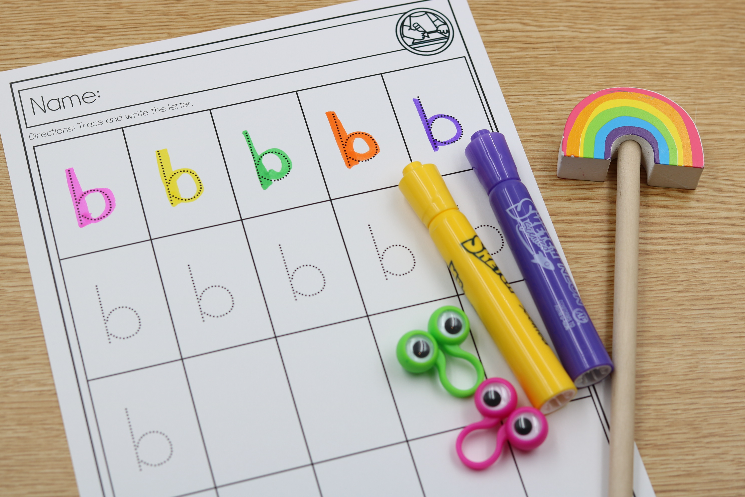Free phonics-based alphabet tracing scaffold worksheets