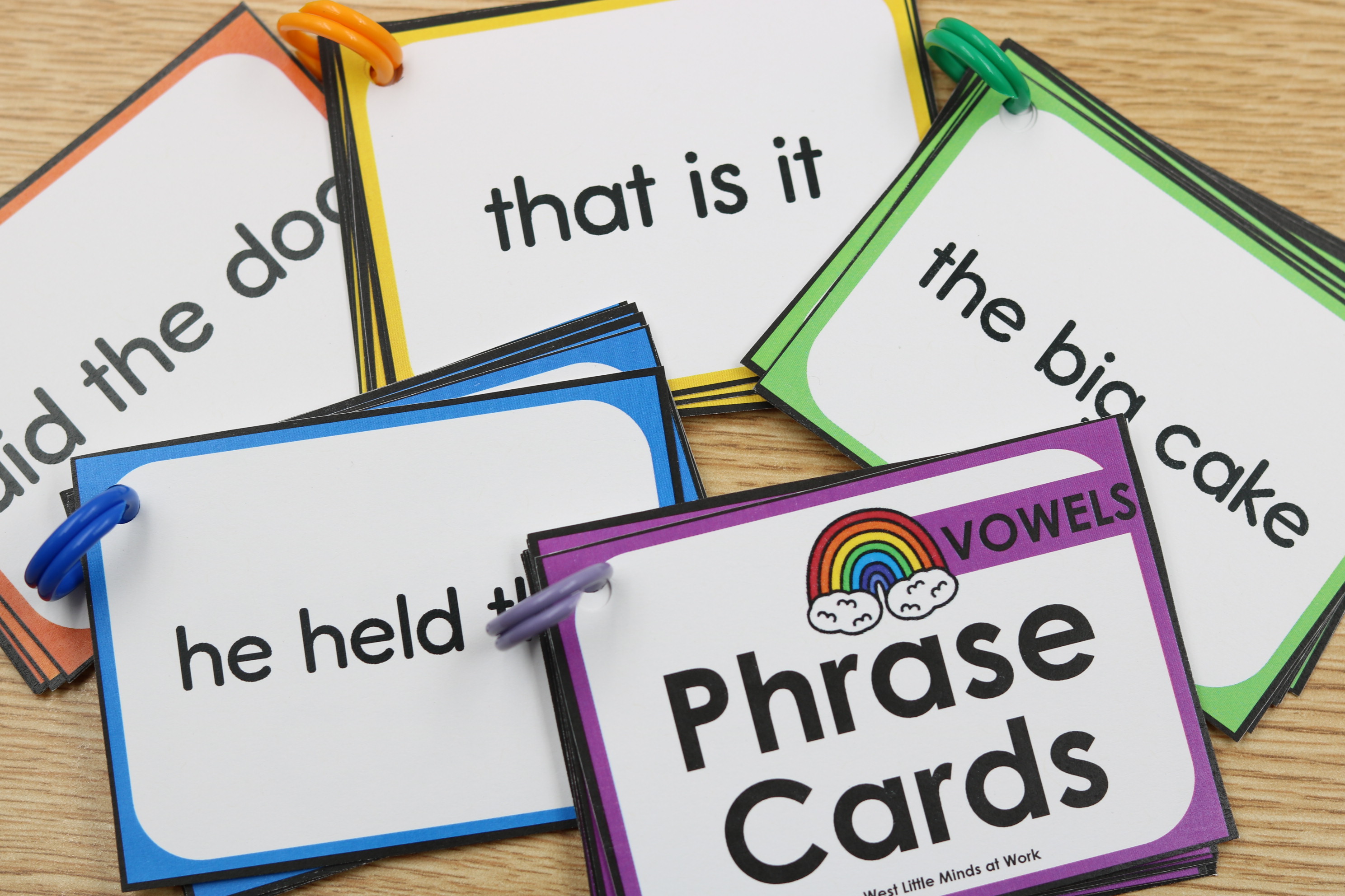 Free CCVC and r-controlled decodable phrase cards for phonics fluency